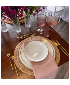 Serviette Rose - Gesponnenes Polyester zum Mieten (Bild 1)