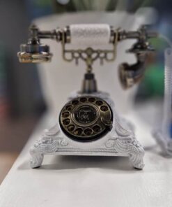 Schönes Vintage Telefon in weiss zum mieten